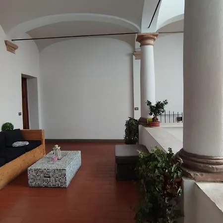 Apartment Lo Specchio Parma