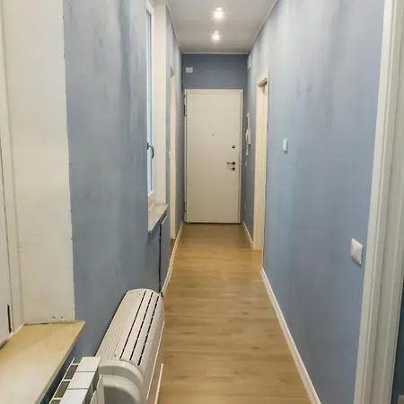 Lo Specchio * بارما