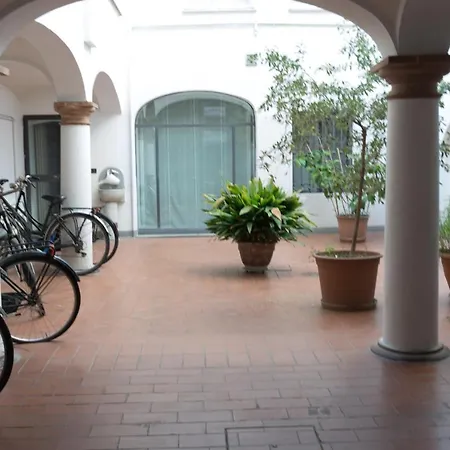 شقة Lo Specchio بارما