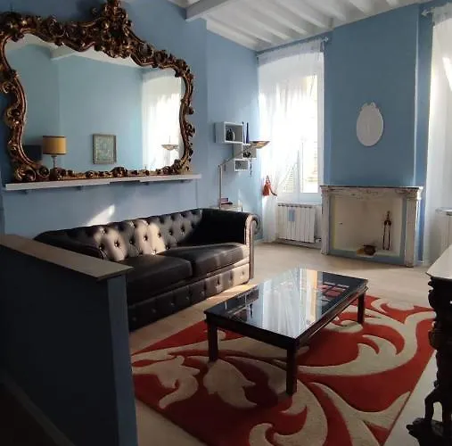 Lo Specchio Apartment