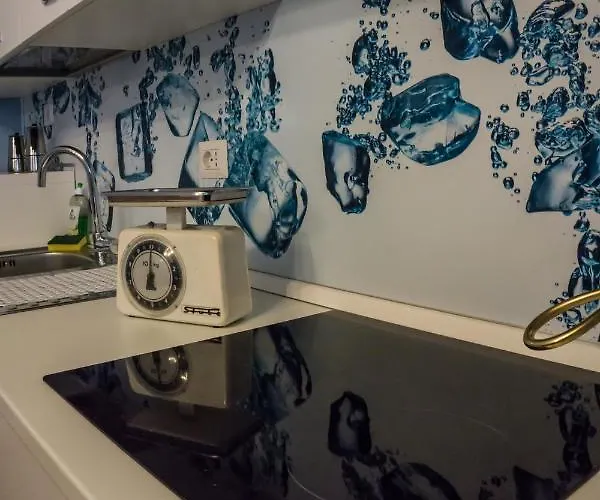 Lo Specchio * بارما