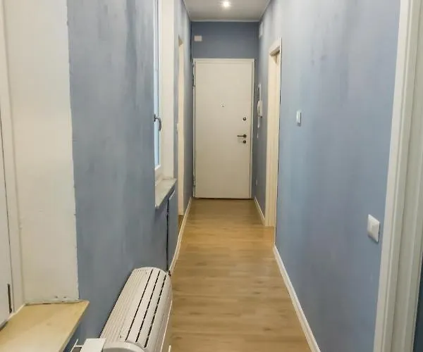 Lo Specchio * بارما