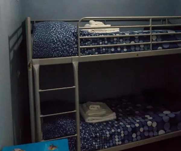 Lo Specchio بارما